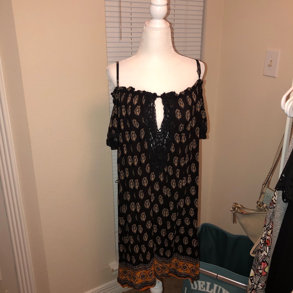 OVER THE SHOULDER DRESS